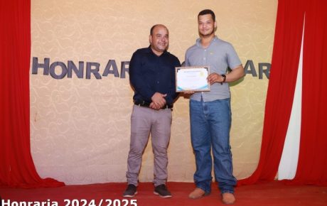 O Café Filé recebe o premio de Excelência em qualidade em evento de honraria popular de União Bandeirantes.